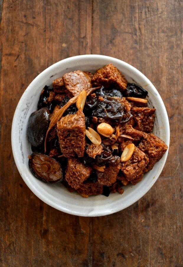 Hong Shao Kao Fu - Braised Wheat Gluten with Mushrooms, by cold2.fioekdjsdas.cf