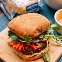 Banh Mi Burgers, by cold2.fioekdjsdas.cf