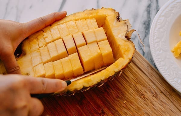 Removing pineapple chunks, cold2.fioekdjsdas.cf