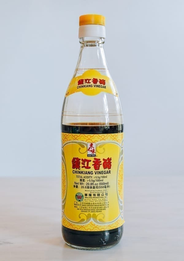 Bottle of Chinese black vinegar, cold2.fioekdjsdas.cf